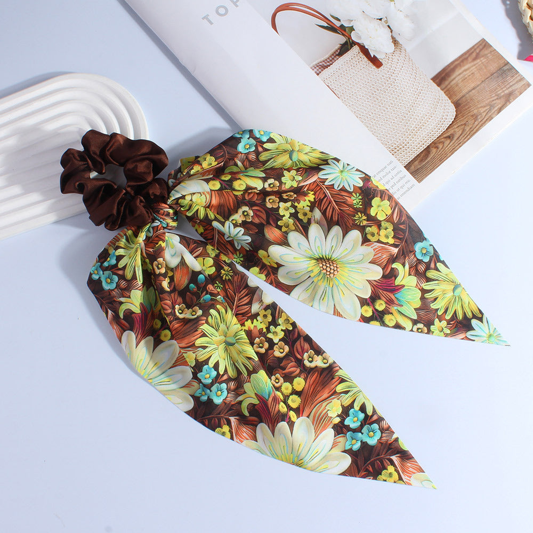 Gifty - Botanical Ribbon-Tail Scrunchie