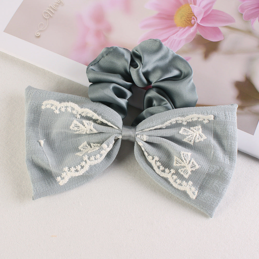 Gifty - Embroidered Bow-Tail Scrunchie
