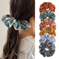 Gifty - Glossy Oversized Scrunchie