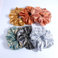 Gifty - Glossy Oversized Scrunchie