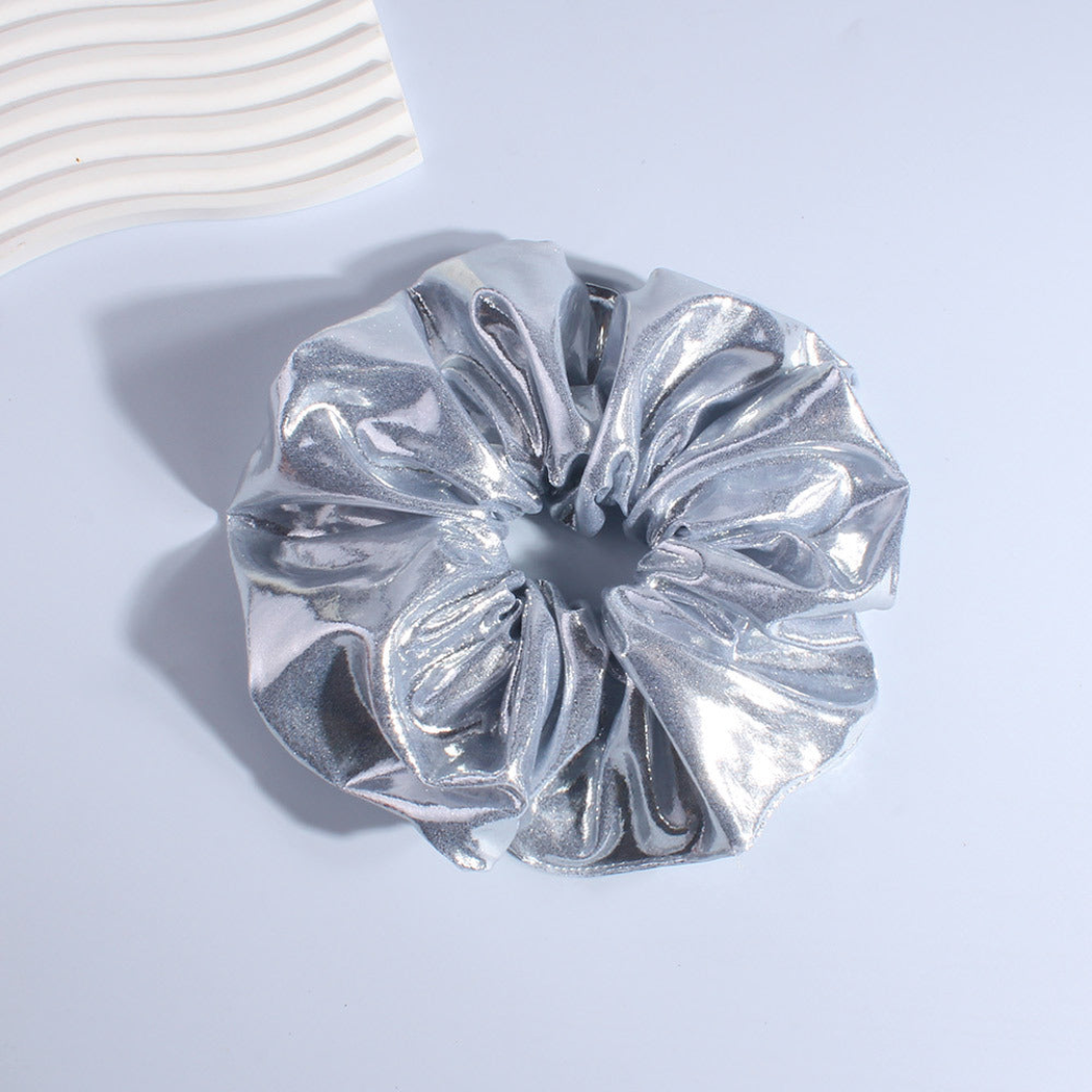 Gifty - Glossy Oversized Scrunchie