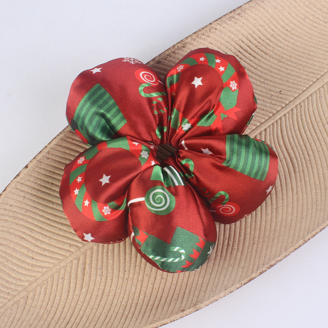 Gifty - Christmas Character-Print Scrunchie