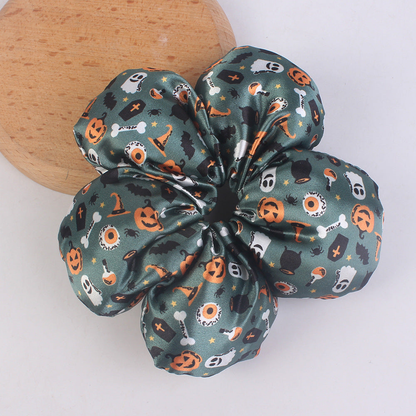 Gifty - Halloween Character-Print Scrunchie
