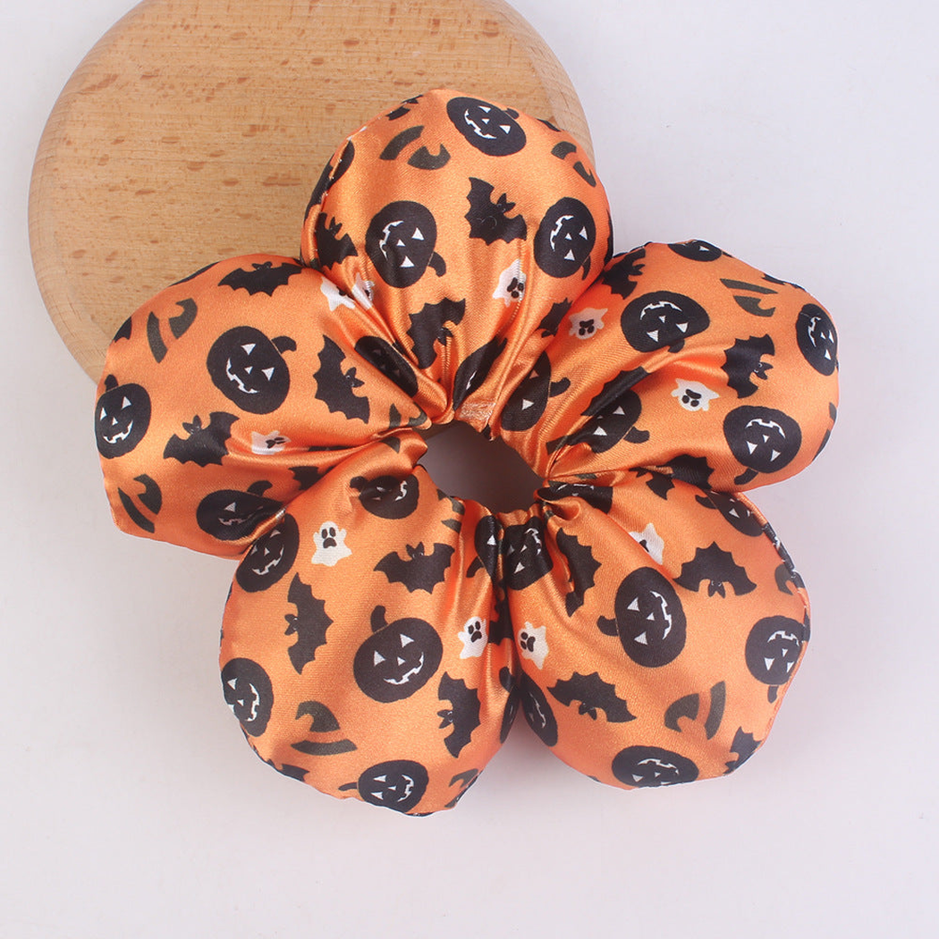 Gifty - Halloween Character-Print Scrunchie