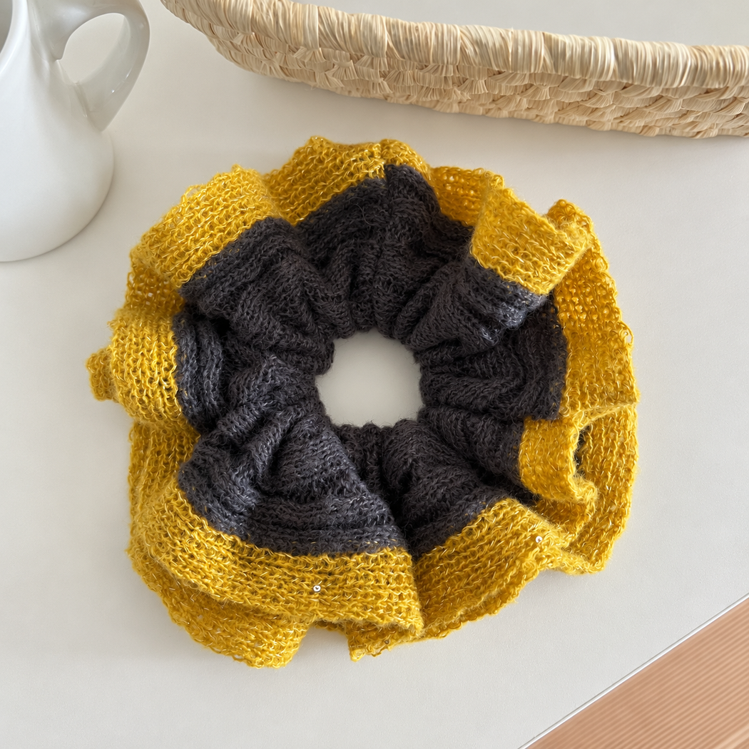 Gifty - Double-Layer Textured Scrunchie