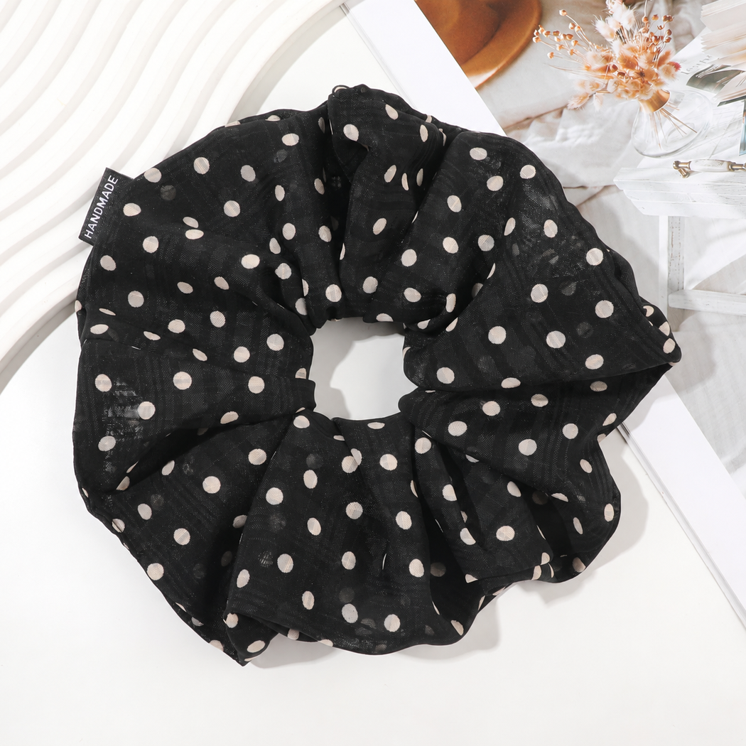 Gifty - Patterned Ruffle-Edge Scrunchie