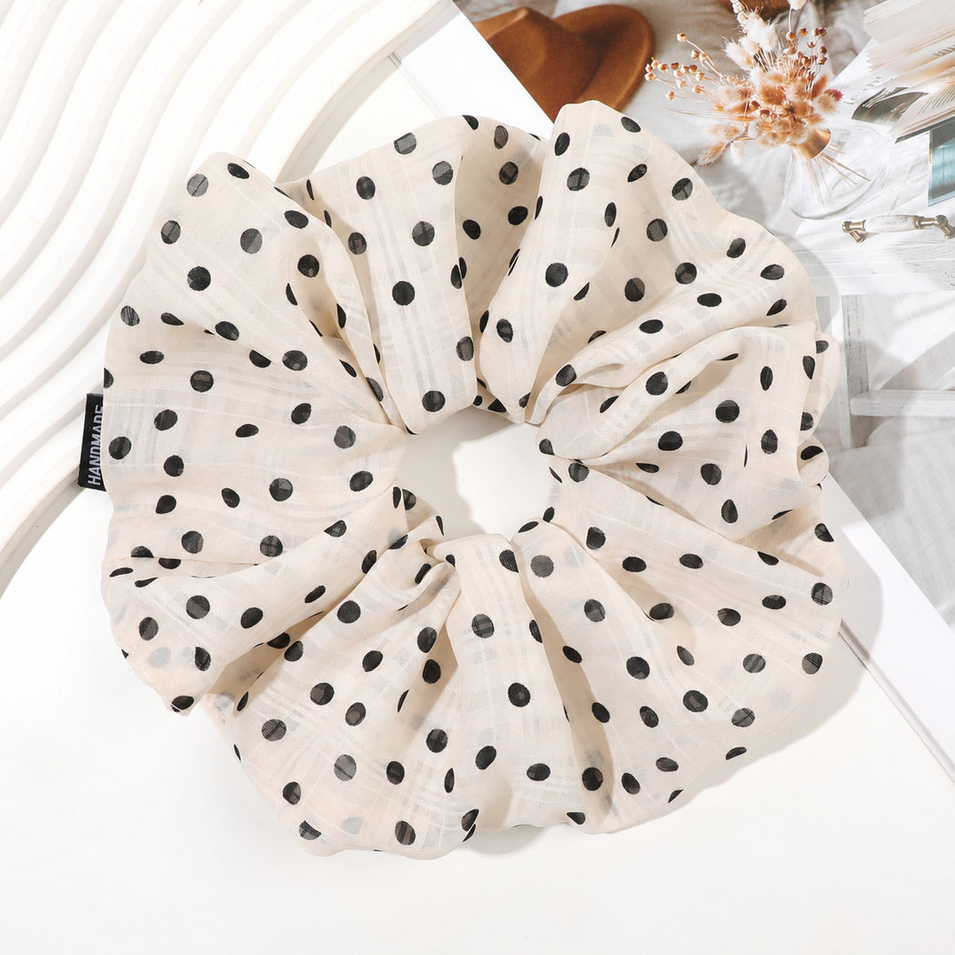 Gifty - Patterned Ruffle-Edge Scrunchie