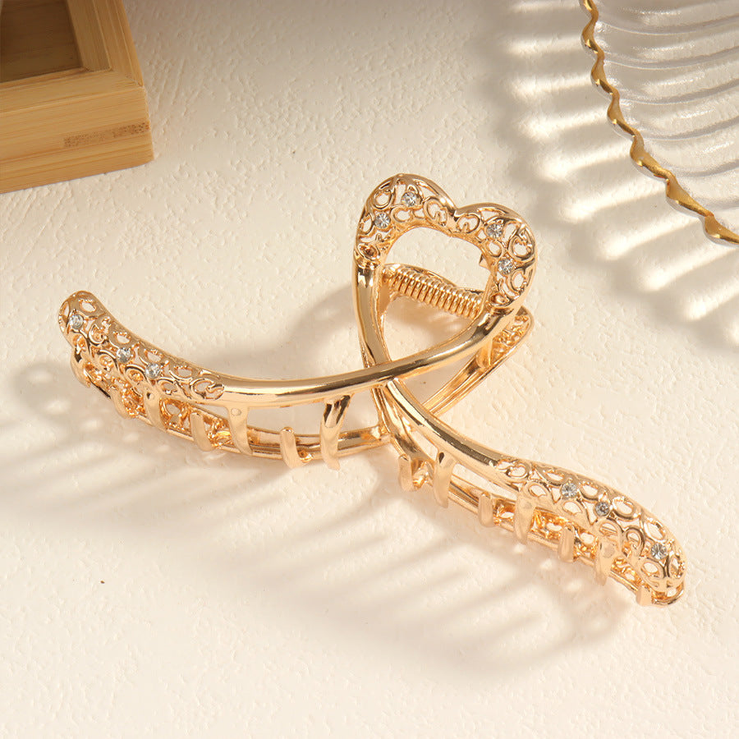 Beau - Cloud-Motif Crossed Hair Claw