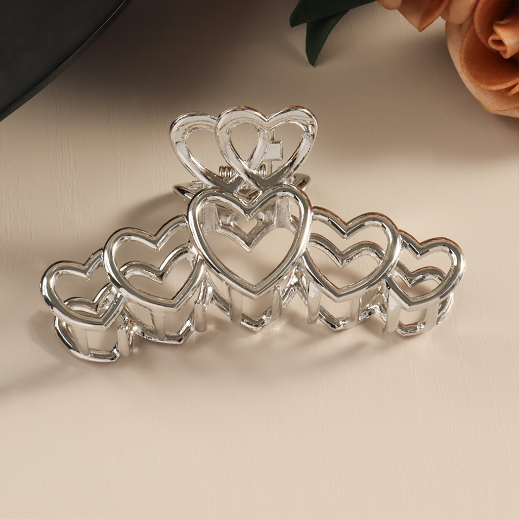 Beau - Interlocking Heart-Motif Hair Claw