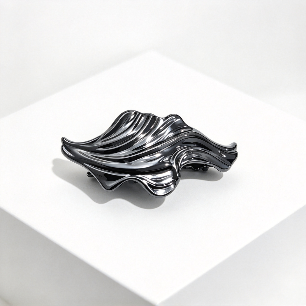 Beau - Wavy Ribbed Spring Hair Clip