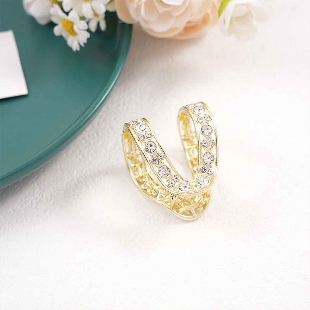 Beau - Studded V Open Curve Hair Claw