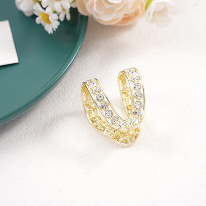 Beau - Studded V Open Curve Hair Claw