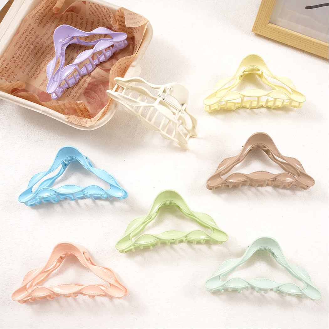 Beau - Triangle Stitched Edge Hair Claw