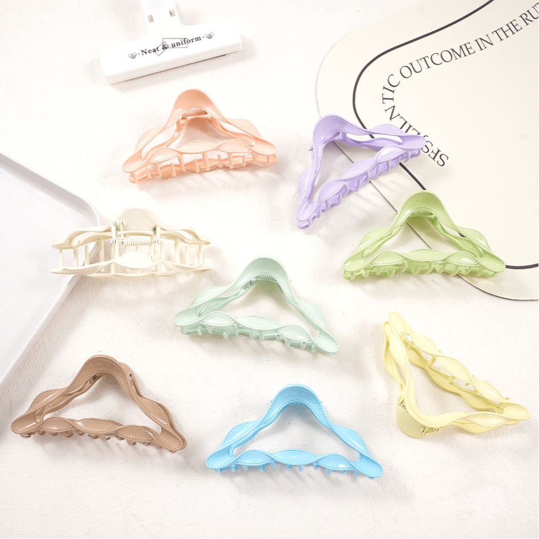 Beau - Triangle Stitched Edge Hair Claw