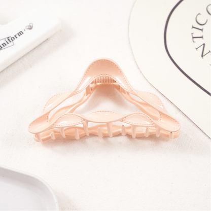 Beau - Triangle Stitched Edge Hair Claw