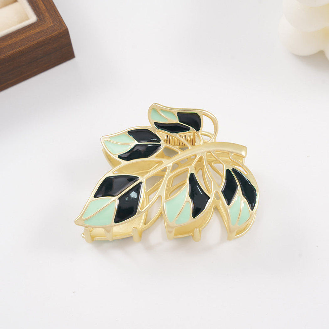Beau - Leaf Openwork Hair Claw
