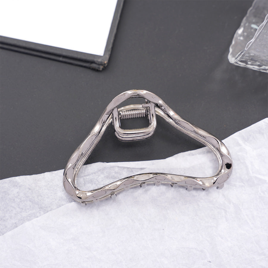 Beau - Cloud Outline Rippled Hair Claw