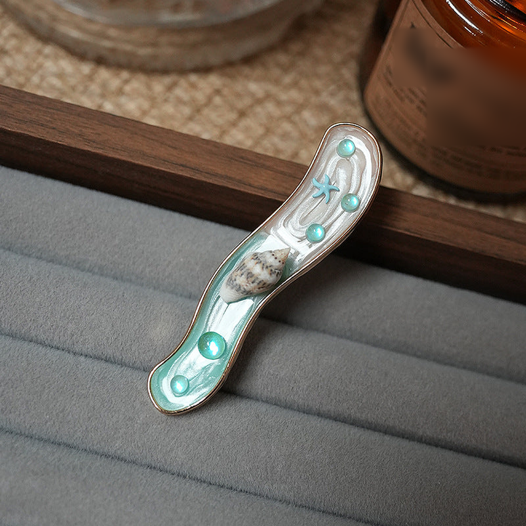 Beau - Shell-Motif Starfish-Motif Alligator Hair Clip