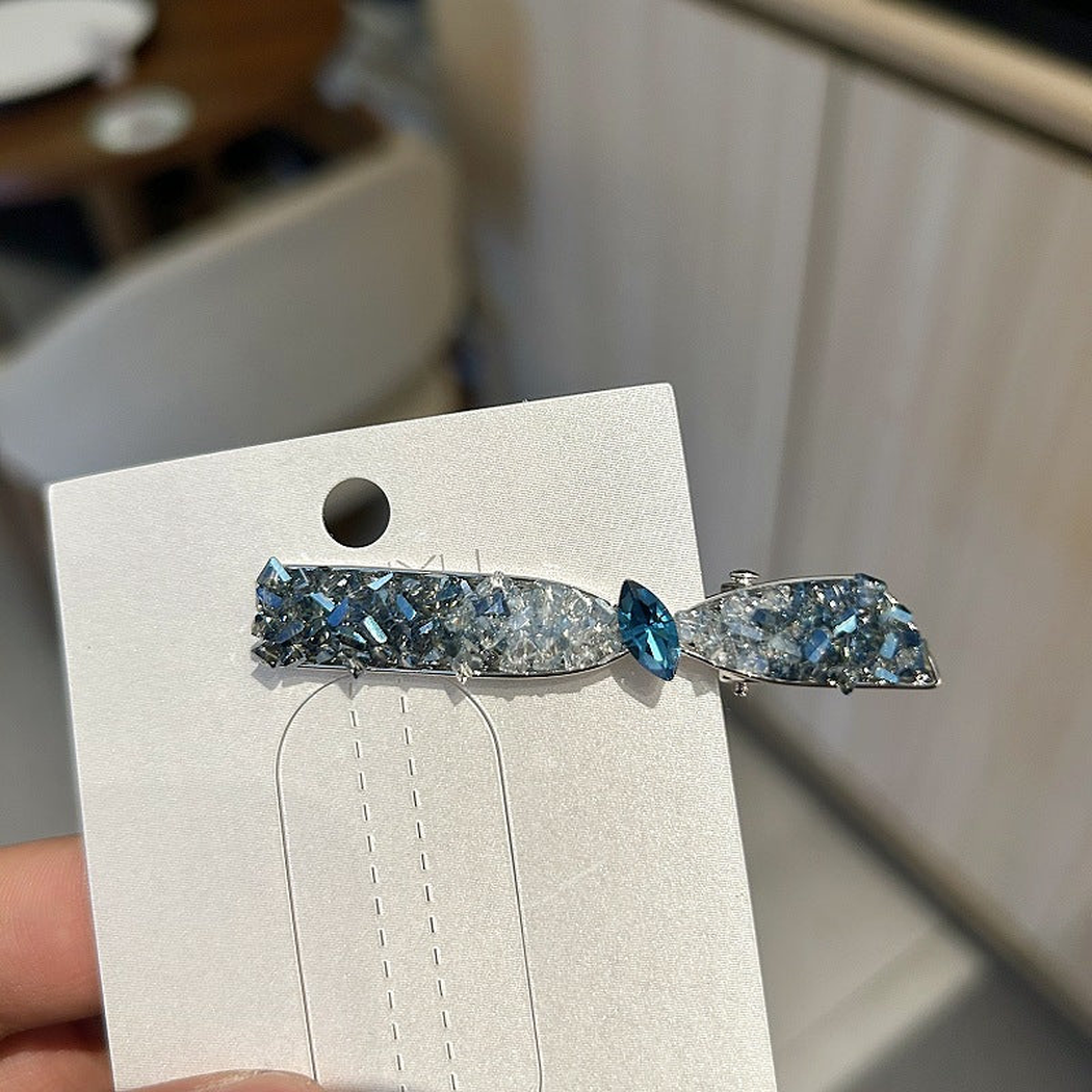 Beau - Bow Silhouette Blue Ombre Design Hair Clip