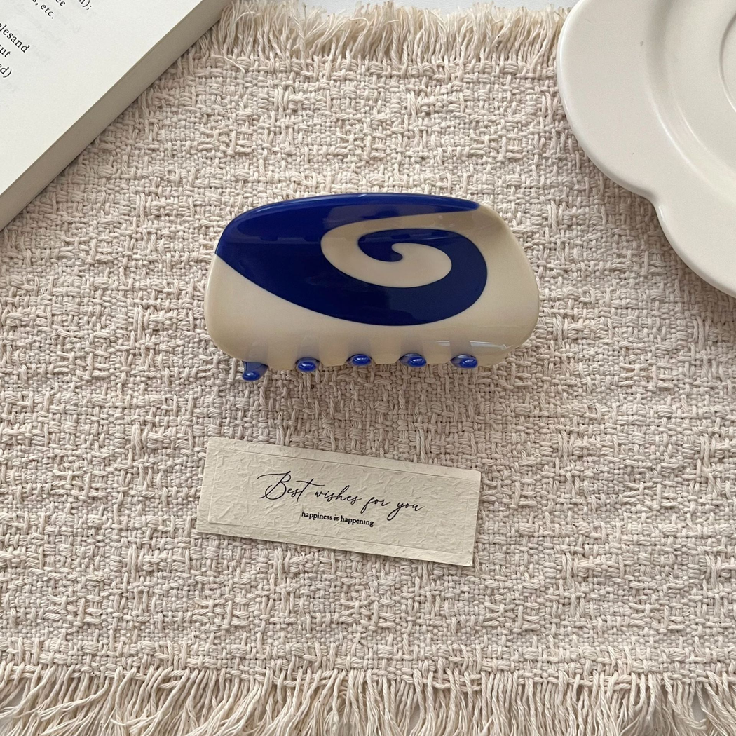 Beau - Spiral Motif Two-Tone Color Blocking Hair Claw