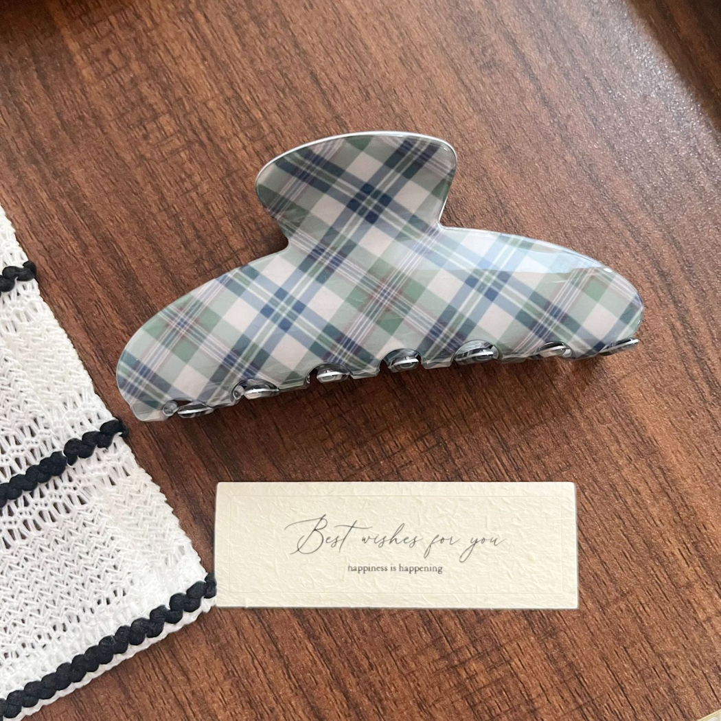 Beau - Plaid Pattern Layered Bow Silhouette Hair Claw