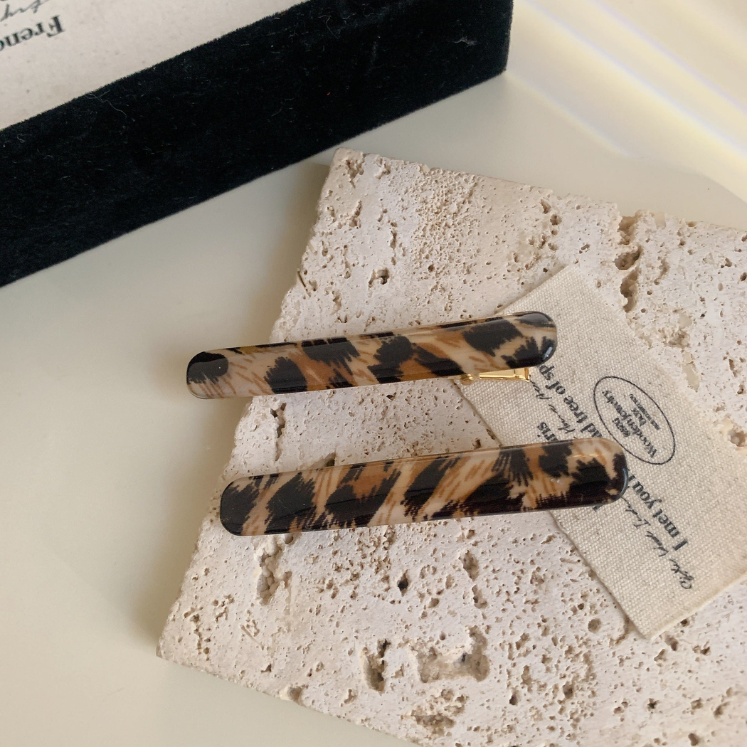 Beau - Leopard and Stripe Prints Slim Bar Duckbill Hair Clip