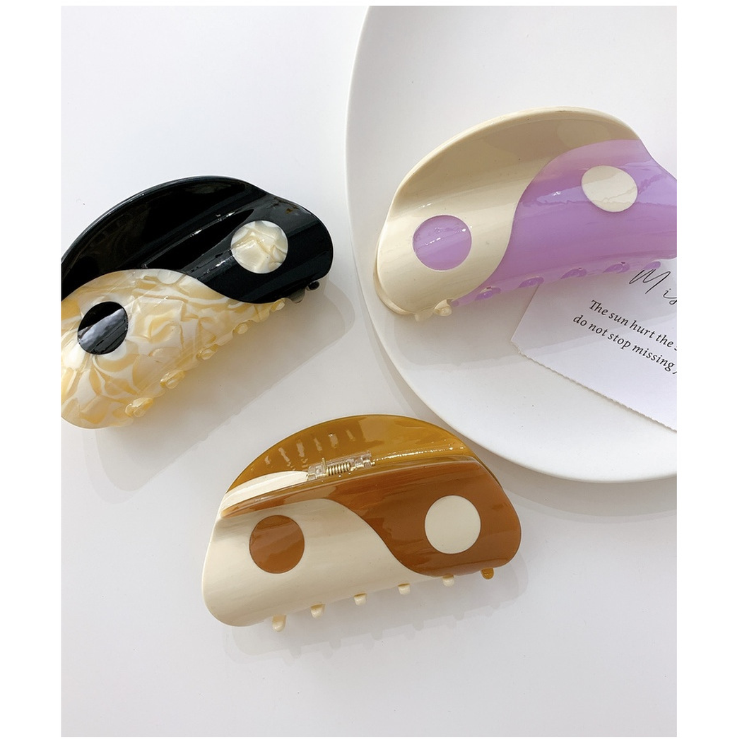 Beau - Yin Yang Twin Cutout Hair Claw Clip