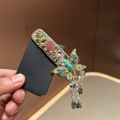 Beau - Butterfly Triple-Tassel Hair Clip