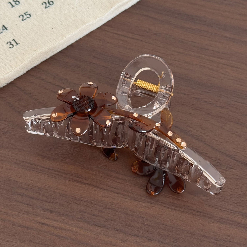 Beau - Five-Petal Beaded Hair Claw