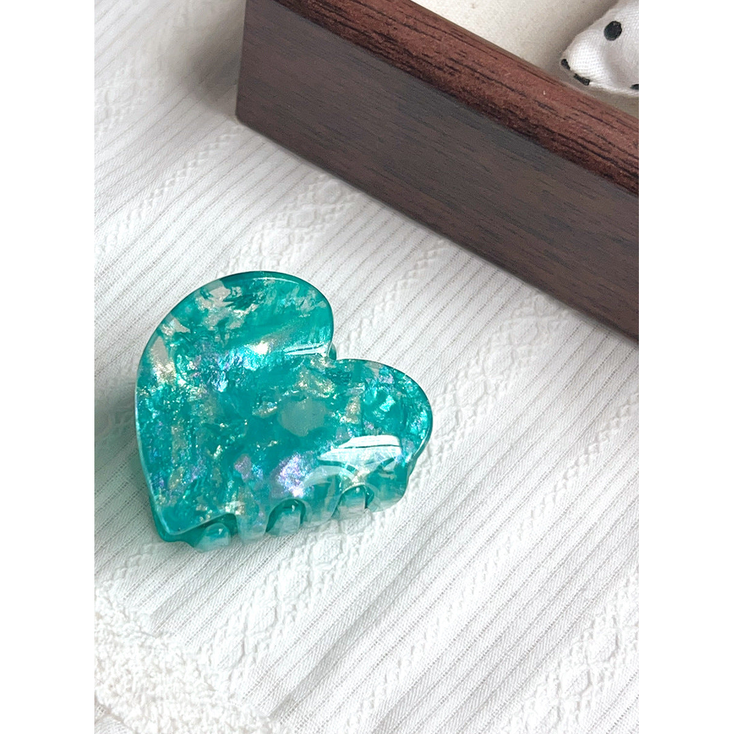 Beau - Heart Iridescent Hair Claw
