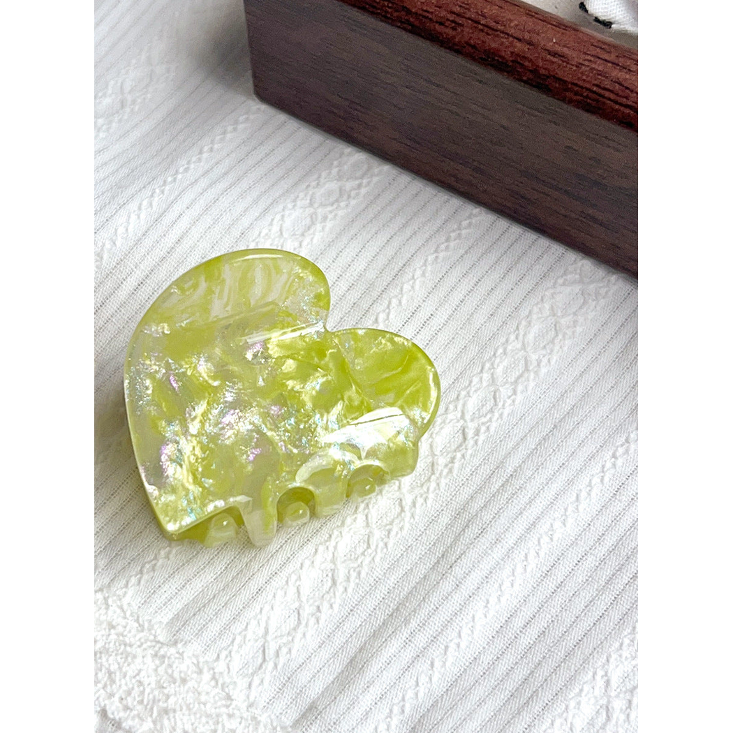 Beau - Heart Iridescent Hair Claw