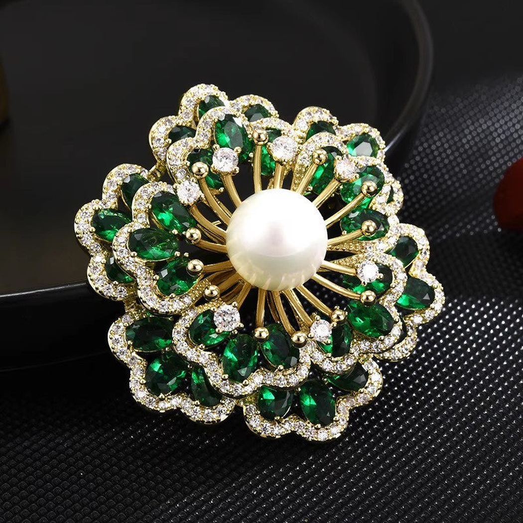 Brovia - Floral Radiating Brooch