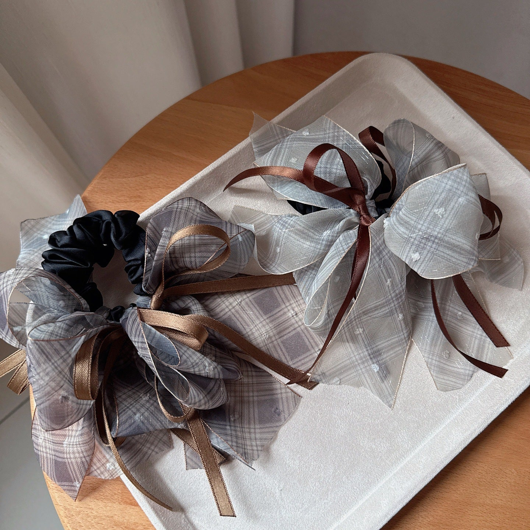 Gifty - Plaid Bow Scrunchie