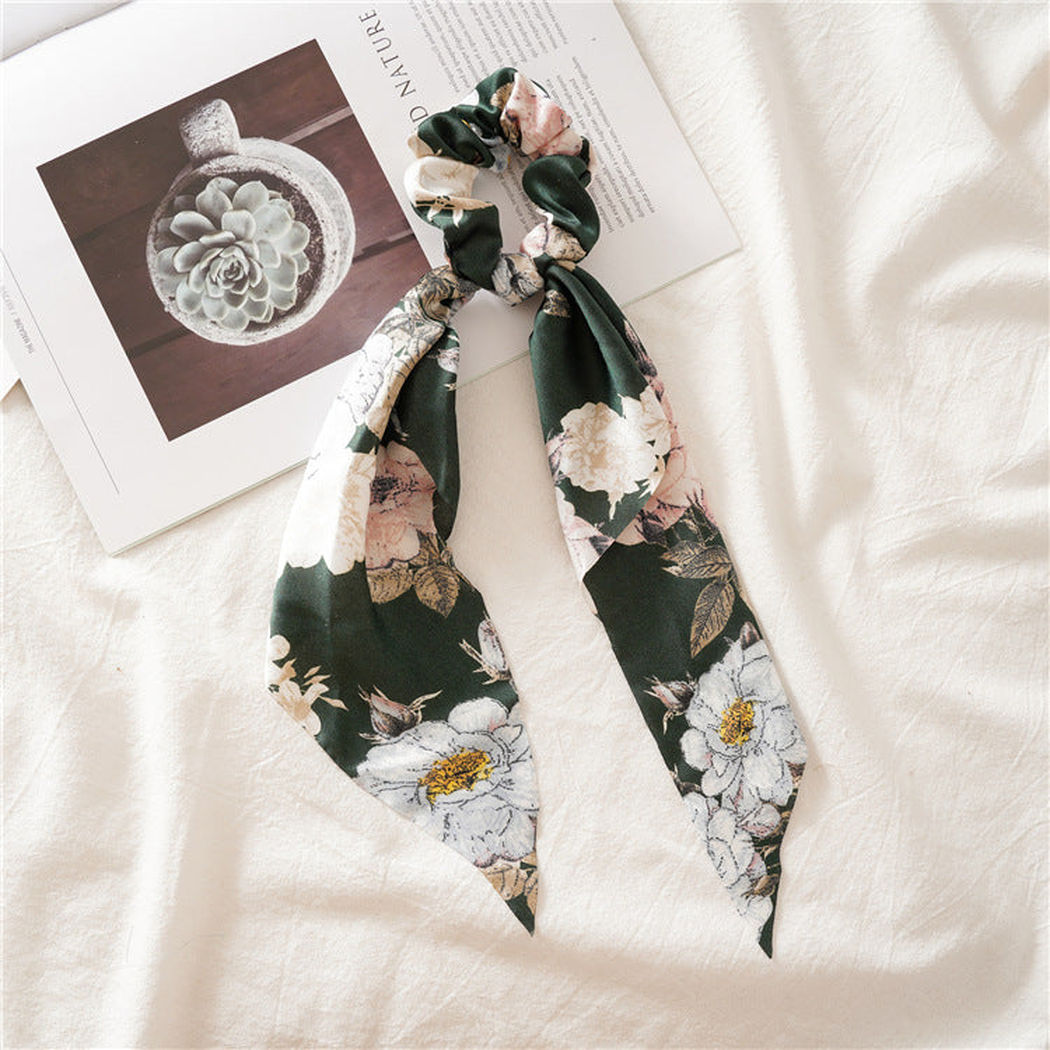 Gifty - Watercolor Scarf Scrunchie