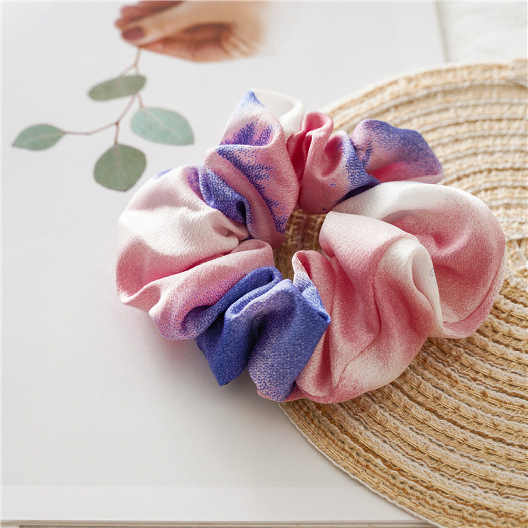 Gifty - Pastel Tie-Dye Scrunchie