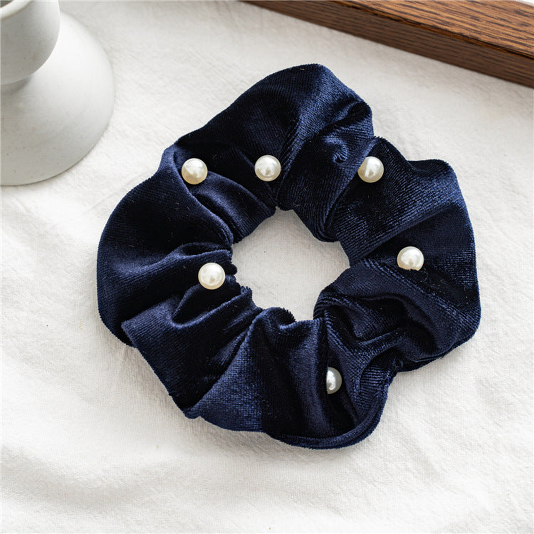Gifty - Studded Soft-Pile Scrunchie