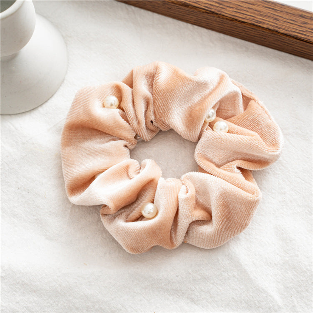 Gifty - Studded Soft-Pile Scrunchie