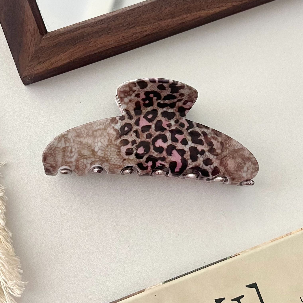 Beau - Leopard Floral Rounded Hair Claw