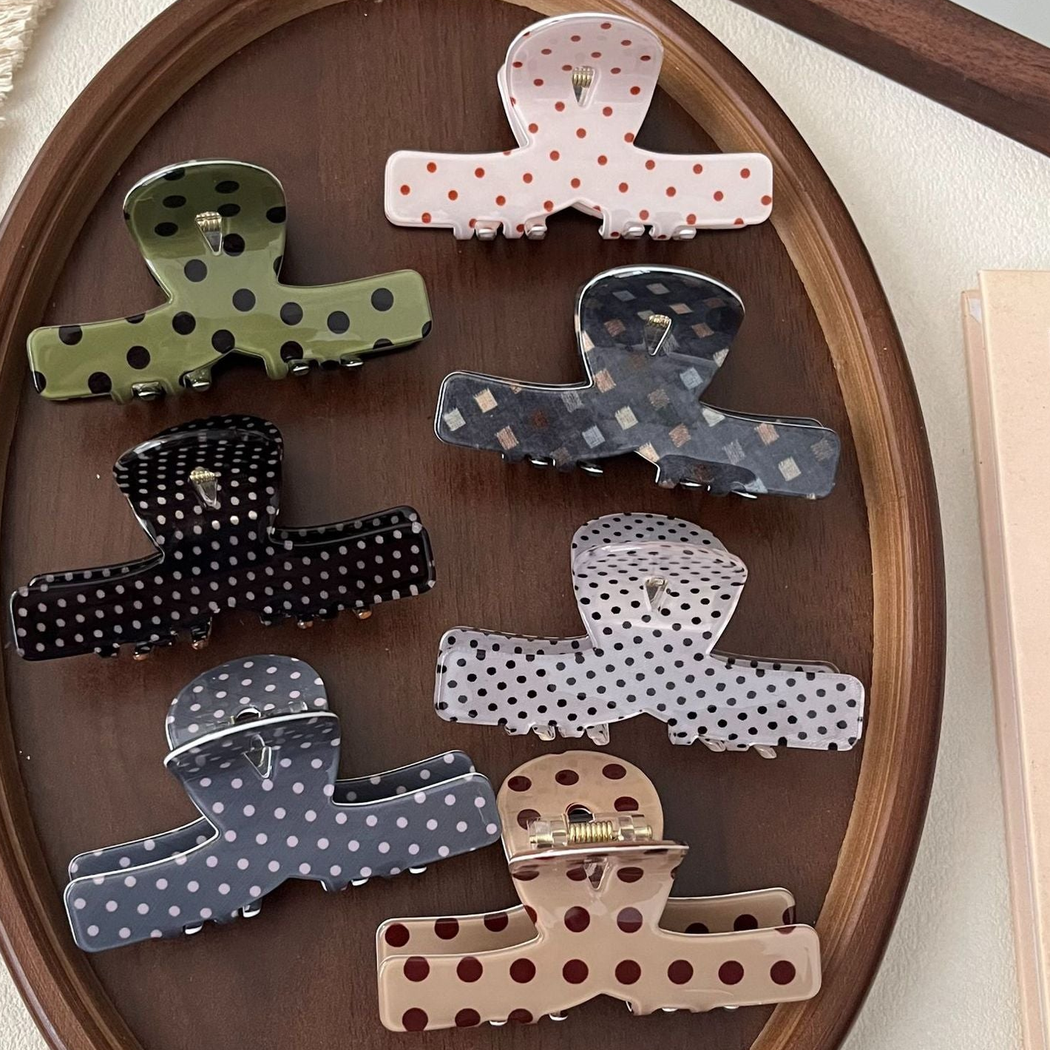 Beau - Patterned Curved Hair Claw