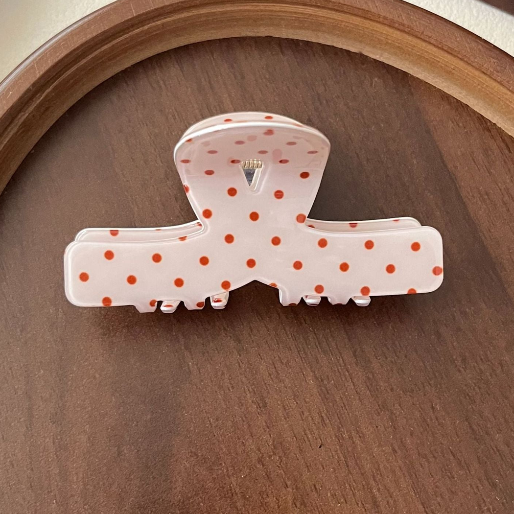 Beau - Patterned Curved Hair Claw