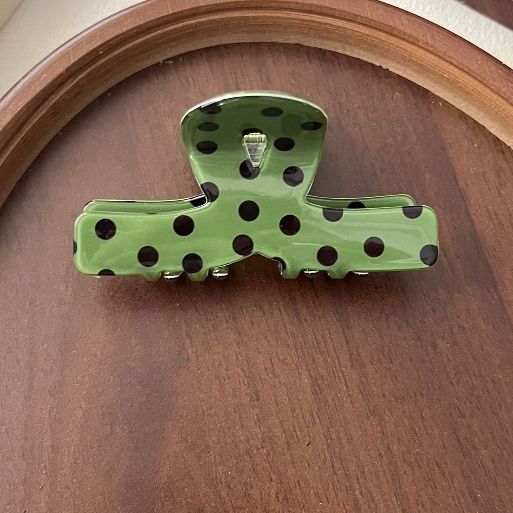 Beau - Patterned Curved Hair Claw