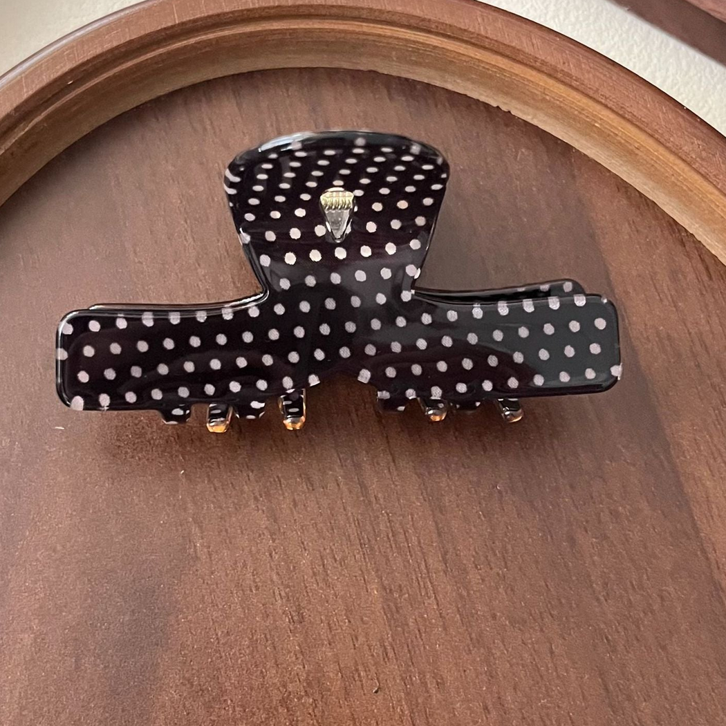 Beau - Patterned Curved Hair Claw