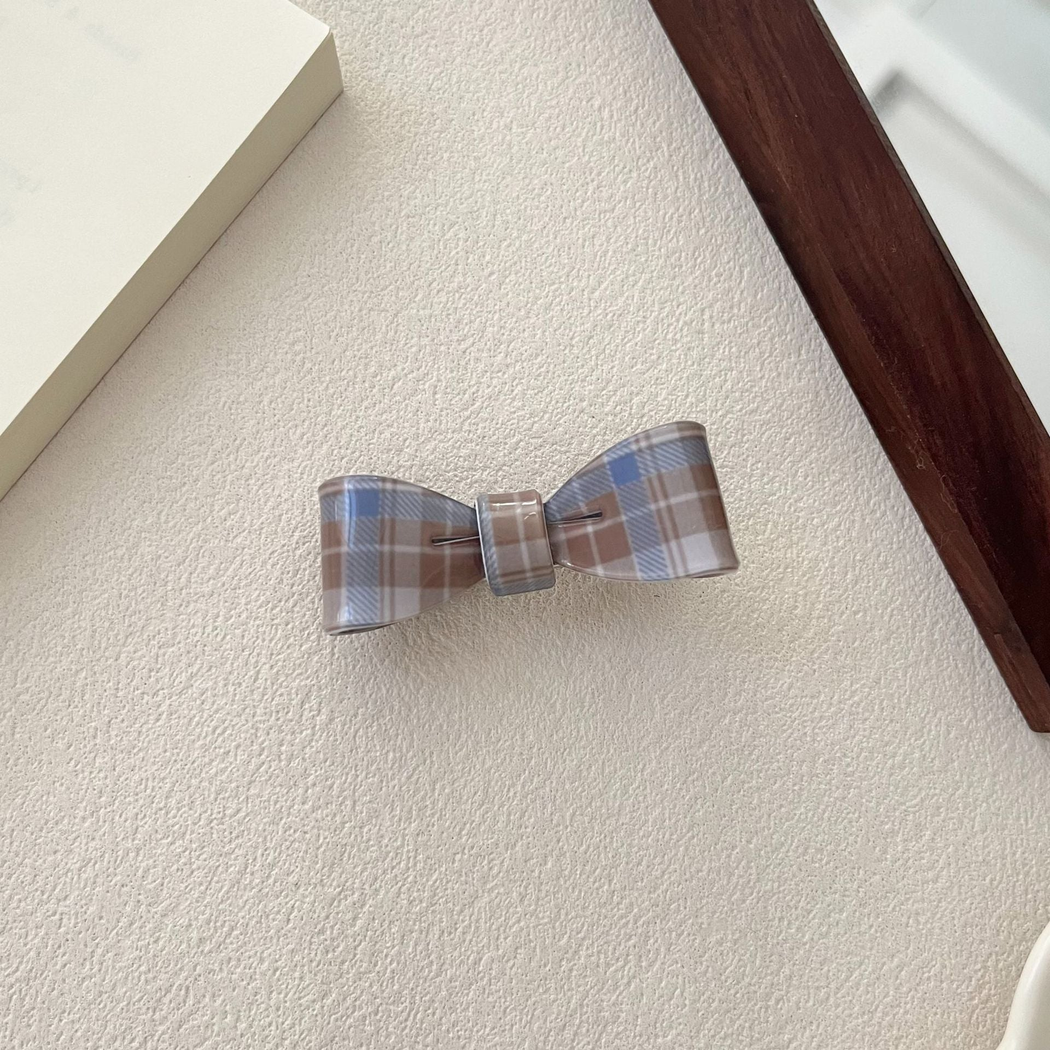 Beau - Plaid Bow Alligator Hair Clip