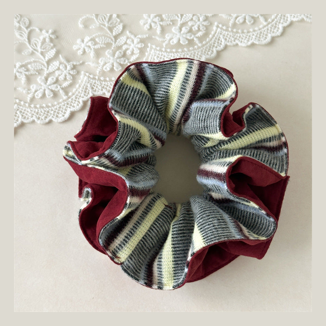 Gifty - Ribbed Texture Oversized Scrunchie