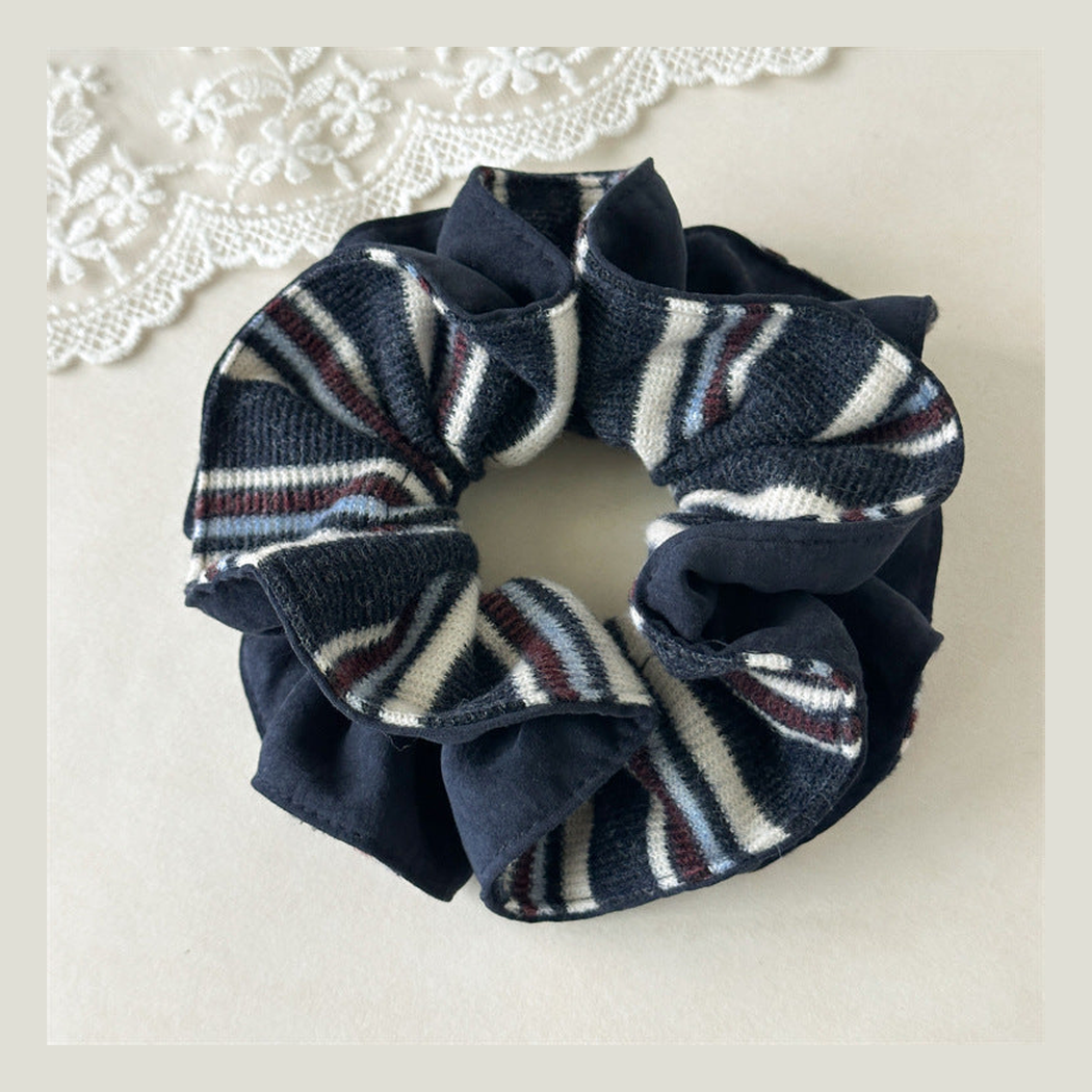 Gifty - Ribbed Texture Oversized Scrunchie