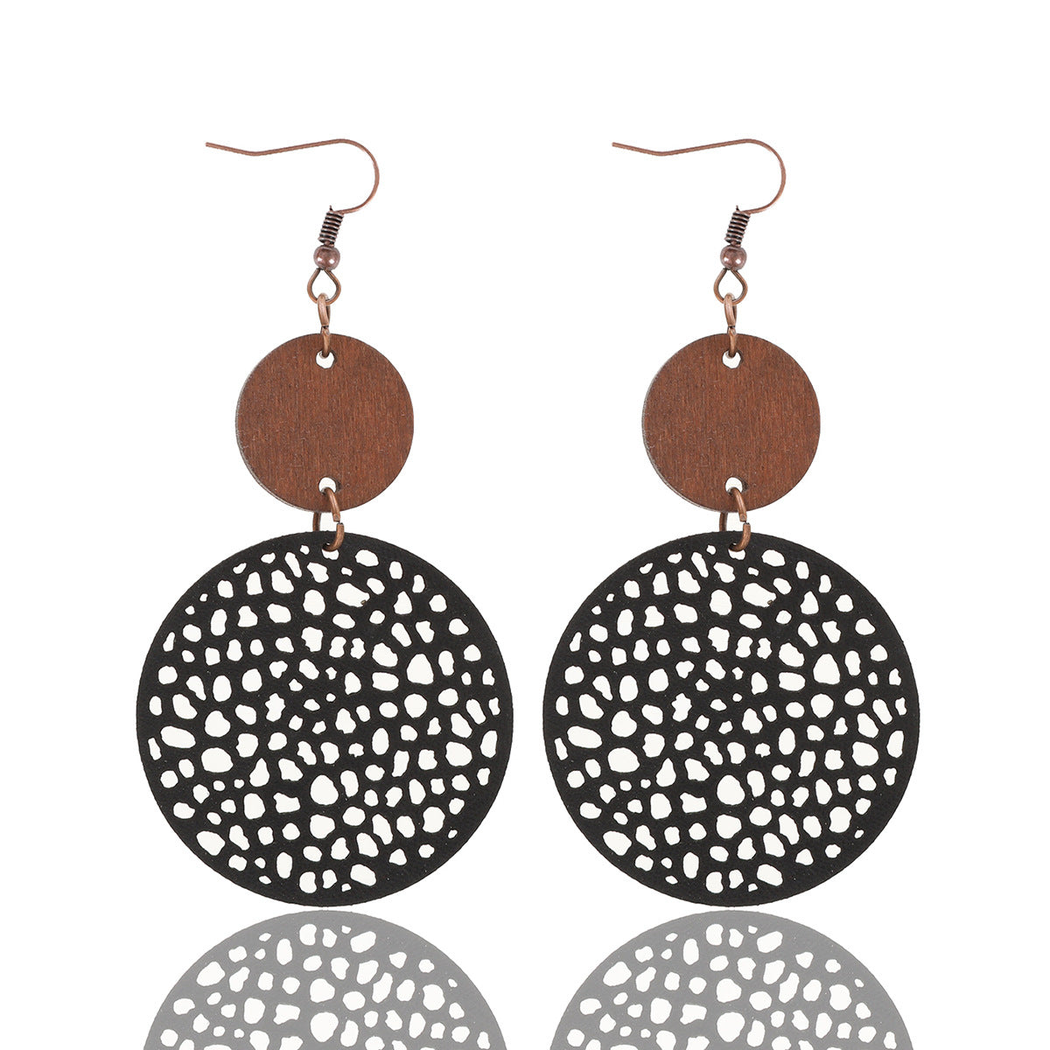 Earedge - Openwork Disc Linked Drop Earrings