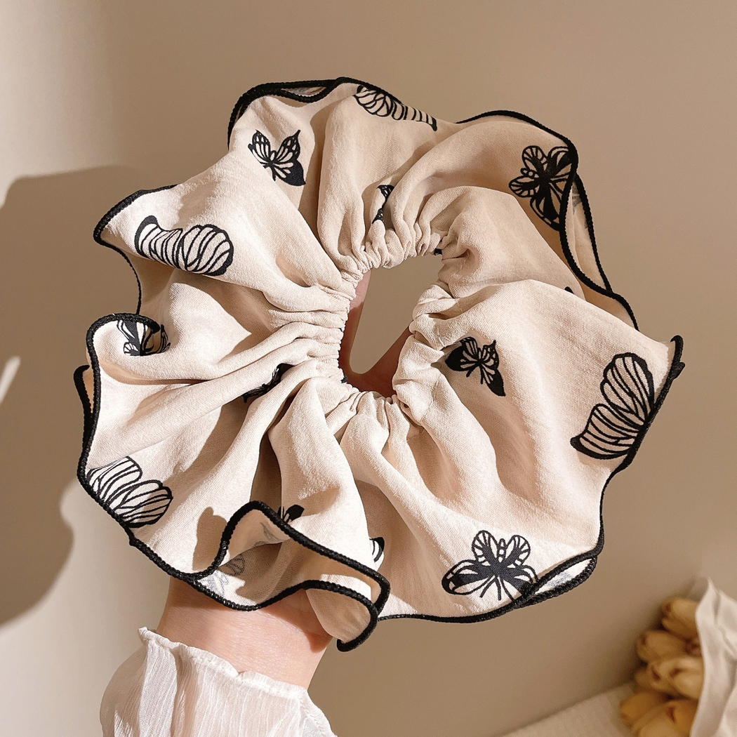 Gifty - Butterfly Contrast Trim Scrunchie