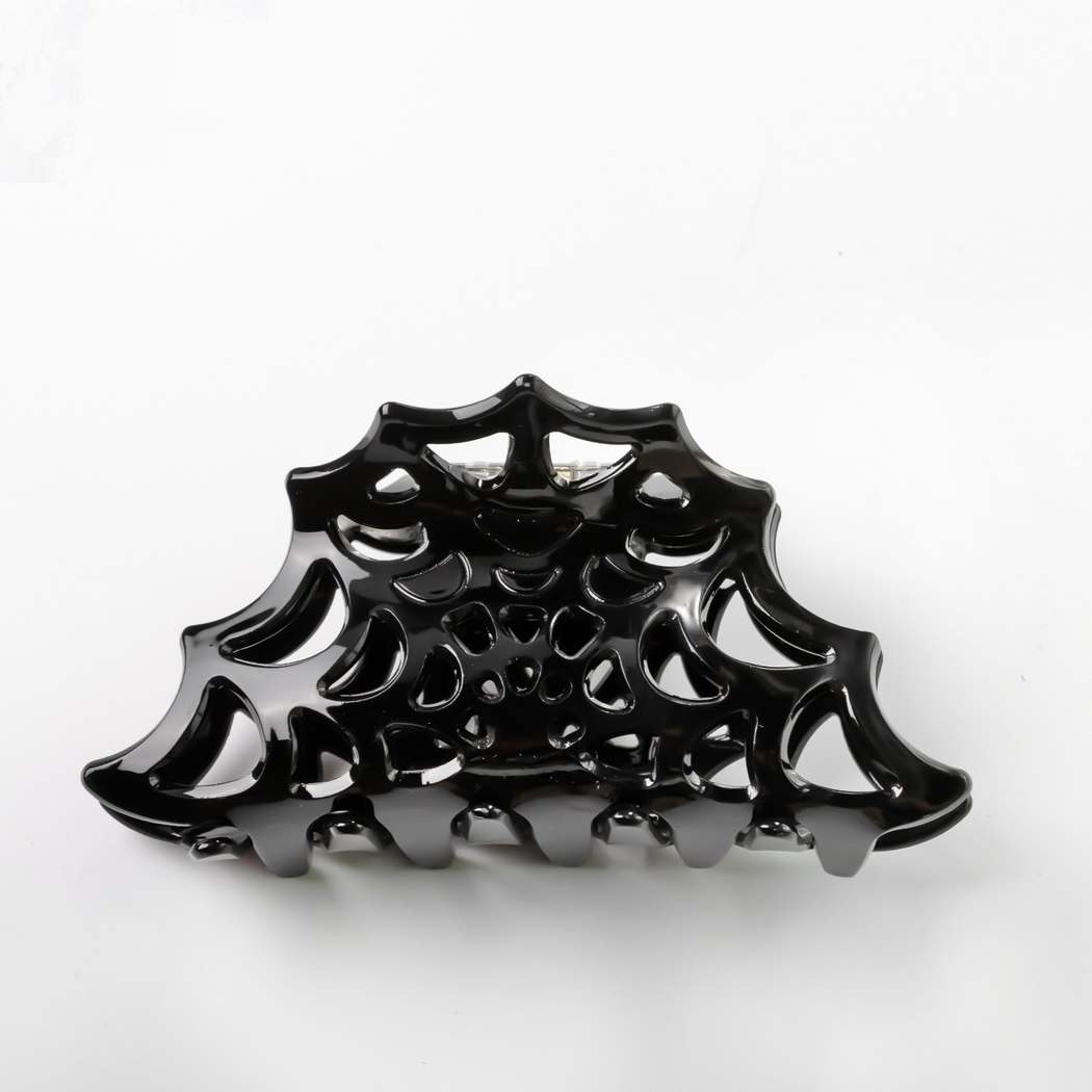 Beau - Spiderweb-Shaped Openwork Claw Clip