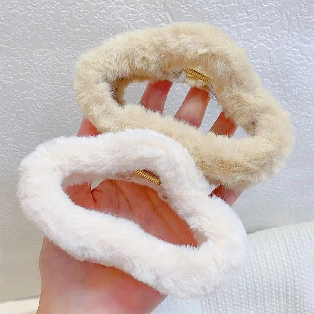 Beau - Fuzzy Texture Open-Center Claw Clip Accessory