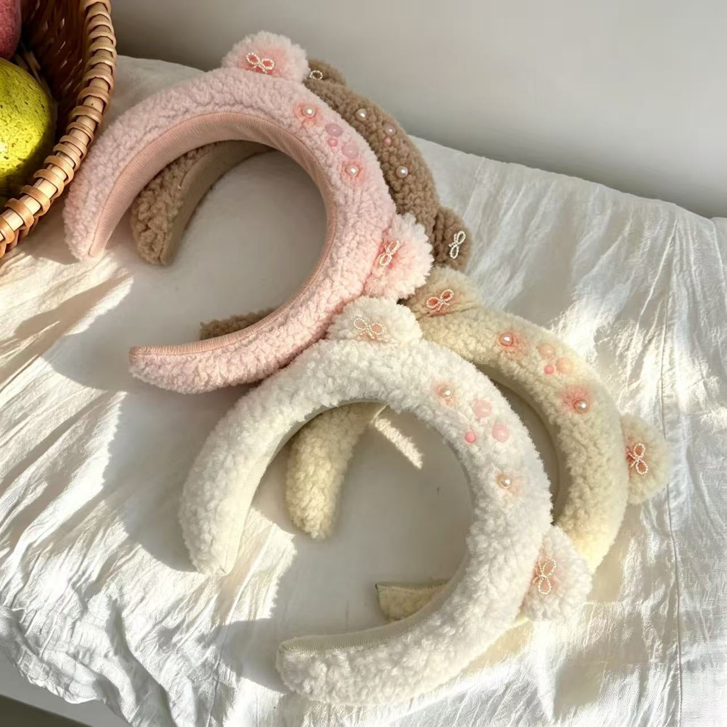 Gifty - Rounded Bear Ears Pink Face Accents Headband